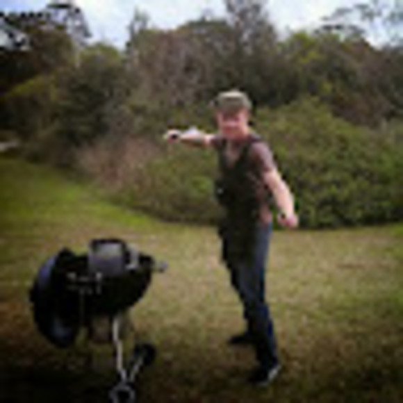 Meet your Posher, Chris - Picture 1 of 1